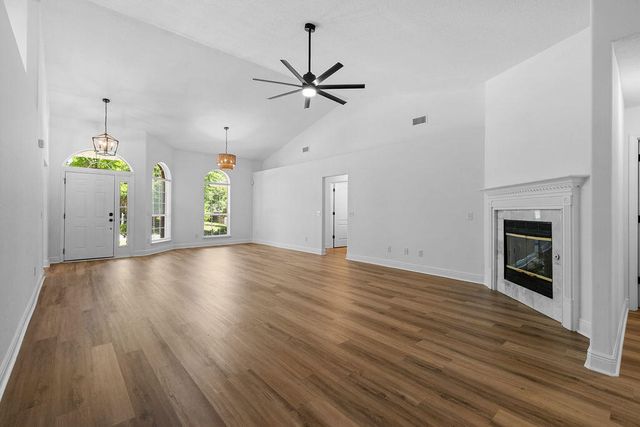 516 Vulpes Sanctuary Loop, Crestview, FL 32536