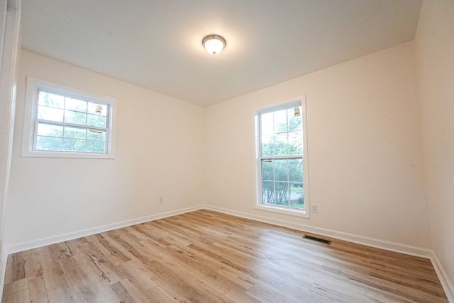 421 Malvin St, Gallatin, TN 37066