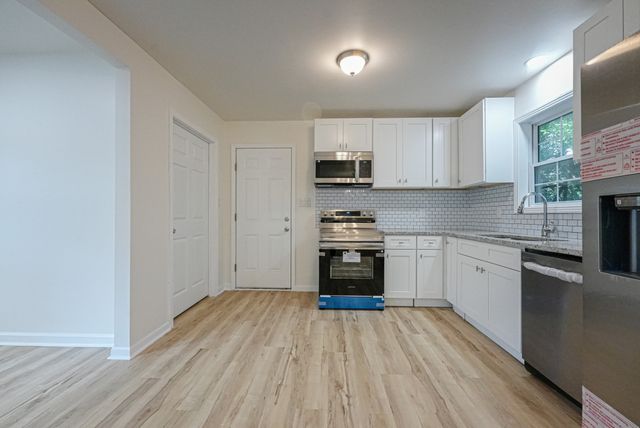 421 Malvin St, Gallatin, TN 37066