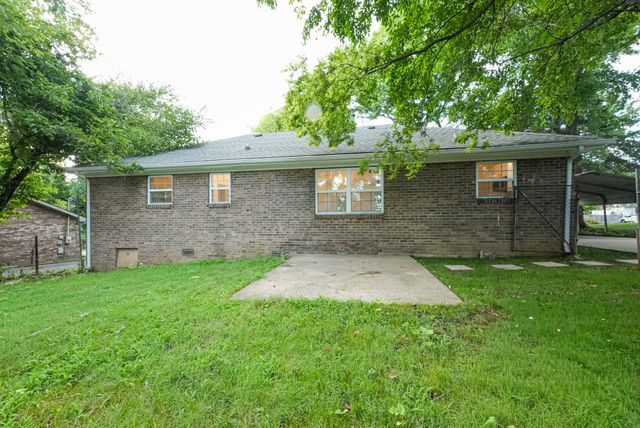 421 Malvin St, Gallatin, TN 37066