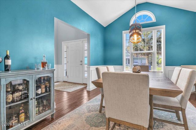 7824 Bonfire Drive, Wilmington, NC 28409
