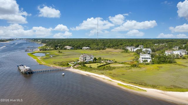 7824 Bonfire Drive, Wilmington, NC 28409