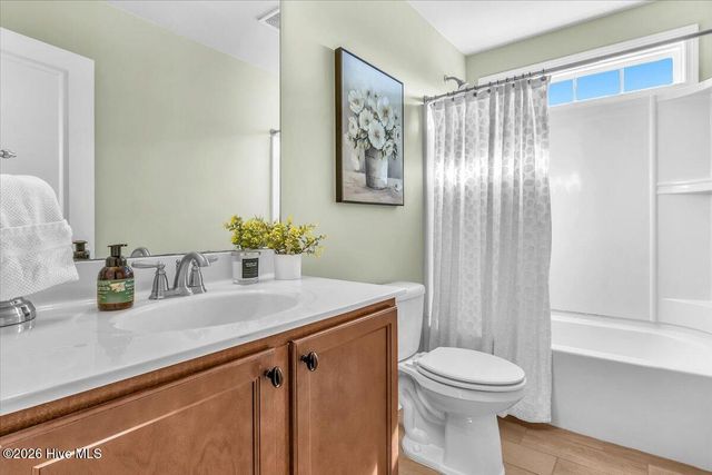 7824 Bonfire Drive, Wilmington, NC 28409