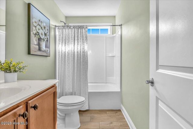 7824 Bonfire Drive, Wilmington, NC 28409