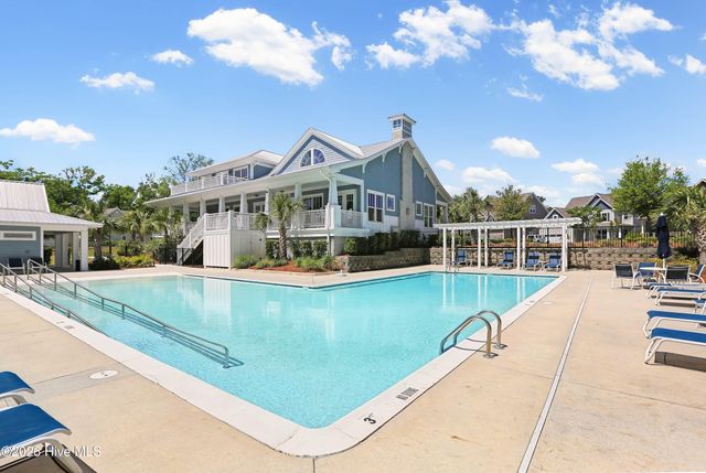 7824 Bonfire Drive, Wilmington, NC 28409