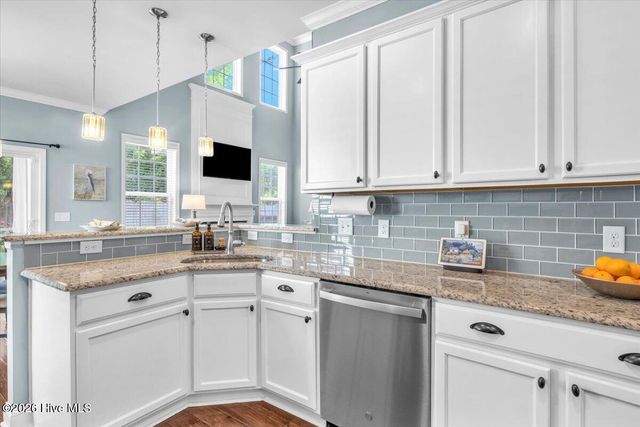 7824 Bonfire Drive, Wilmington, NC 28409