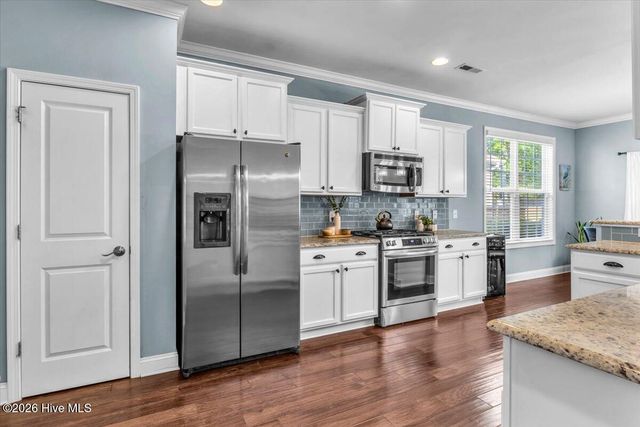 7824 Bonfire Drive, Wilmington, NC 28409