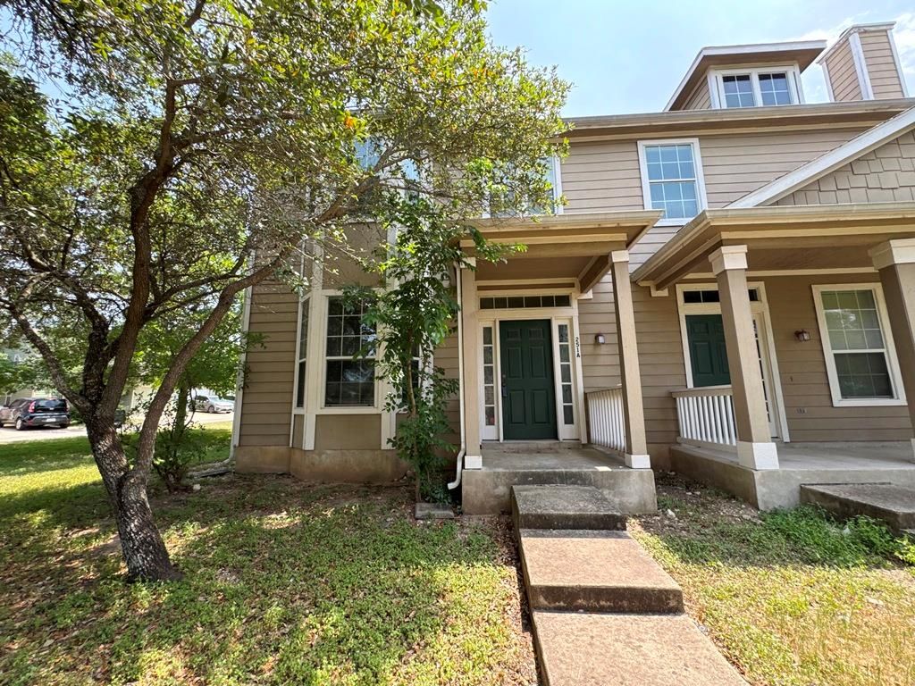 251 Utterback A, Kyle, TX 78640