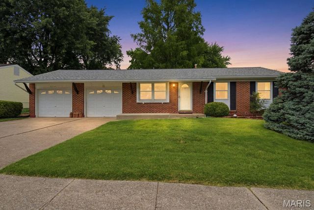 3214 Ipswich Lane, St Charles, MO 63301
