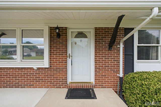 3214 Ipswich Lane, St Charles, MO 63301