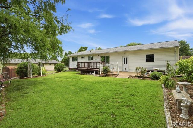 3214 Ipswich Lane, St Charles, MO 63301