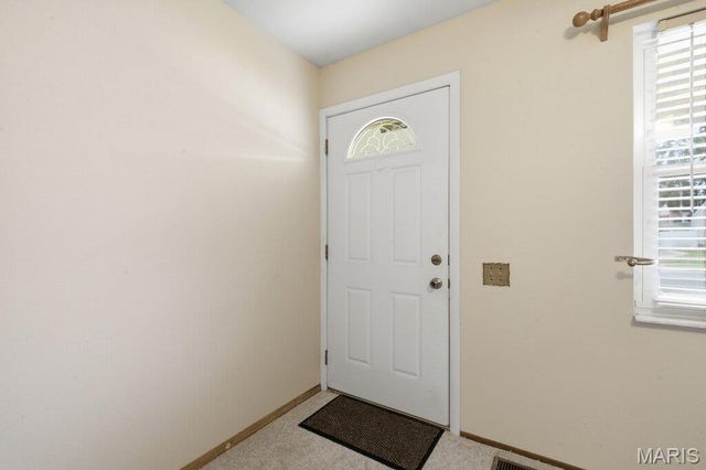 3214 Ipswich Lane, St Charles, MO 63301