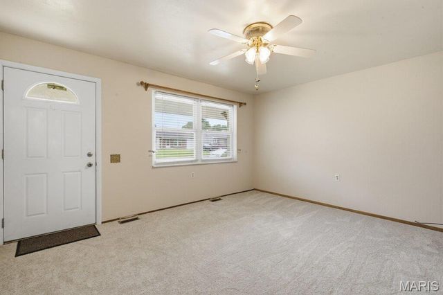 3214 Ipswich Lane, St Charles, MO 63301