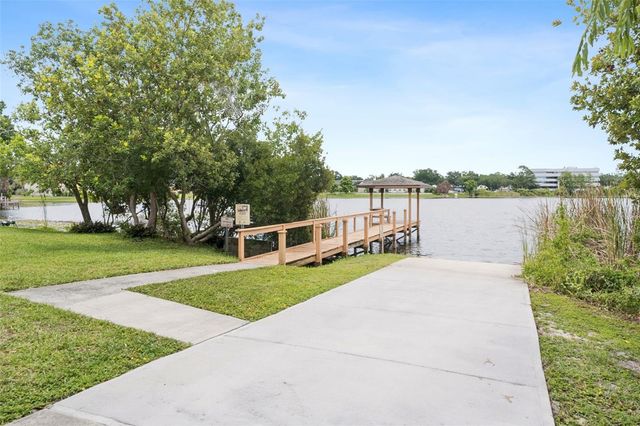 220 ROLLINGWOOD TRAIL, Altamonte Springs, FL 32714