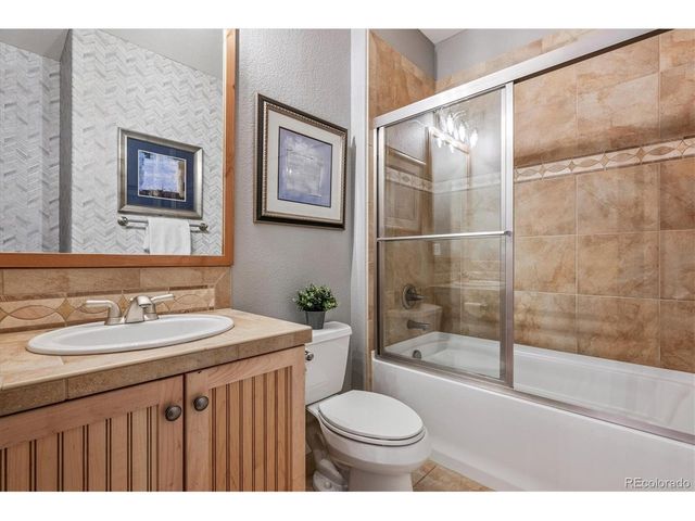 470 Maplehurst Dr, Highlands Ranch, CO 80126