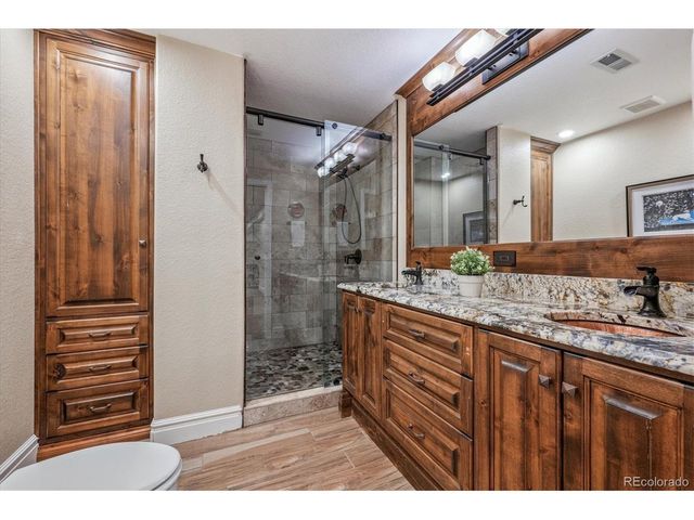 470 Maplehurst Dr, Highlands Ranch, CO 80126