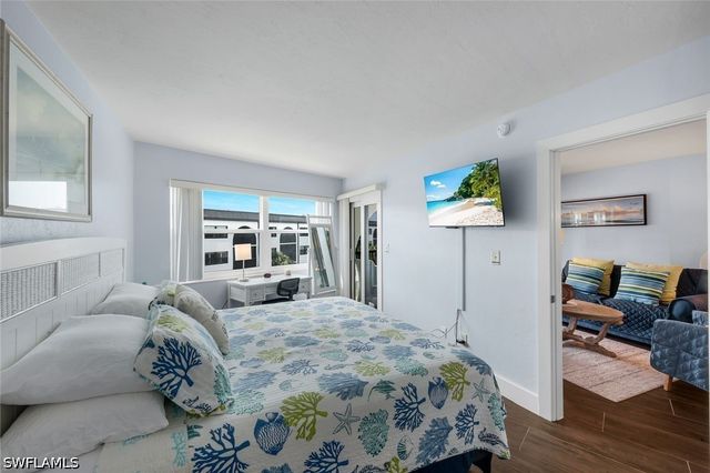 1023 Anglers CV E505, Marco Island, FL 34145