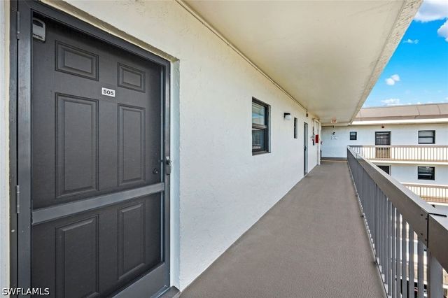 1023 Anglers CV E505, Marco Island, FL 34145