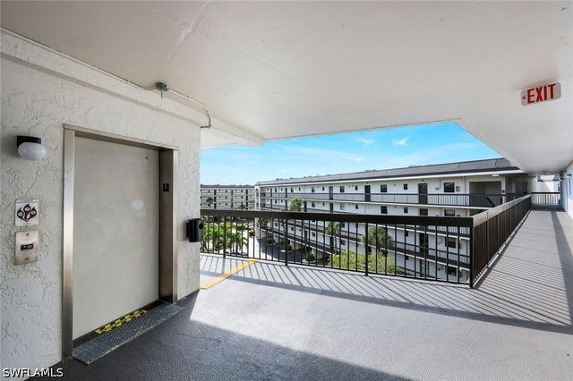 1023 Anglers CV E505, Marco Island, FL 34145
