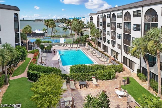 1023 Anglers CV E505, Marco Island, FL 34145