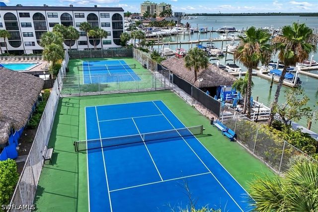 1023 Anglers CV E505, Marco Island, FL 34145