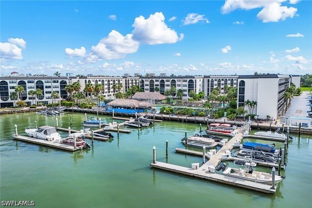1023 Anglers CV E505, Marco Island, FL 34145