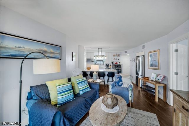 1023 Anglers CV E505, Marco Island, FL 34145