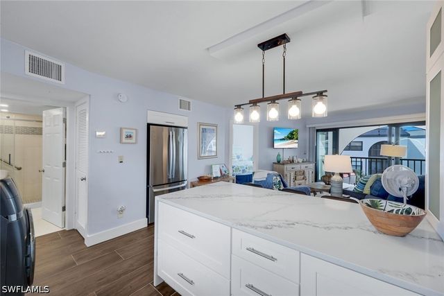 1023 Anglers CV E505, Marco Island, FL 34145
