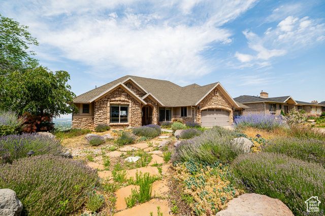 4157 BEUS DR, Ogden, UT 84403