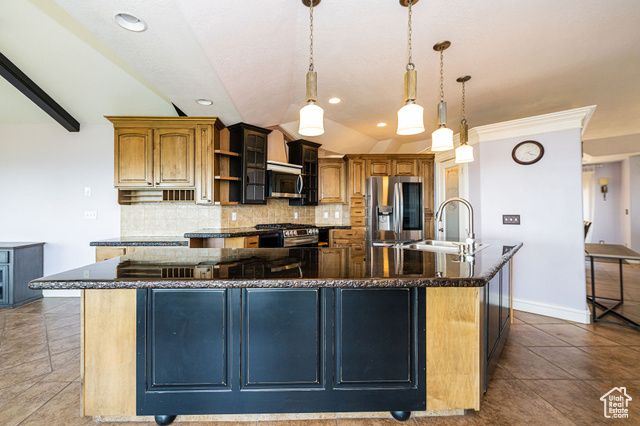 4157 BEUS DR, Ogden, UT 84403