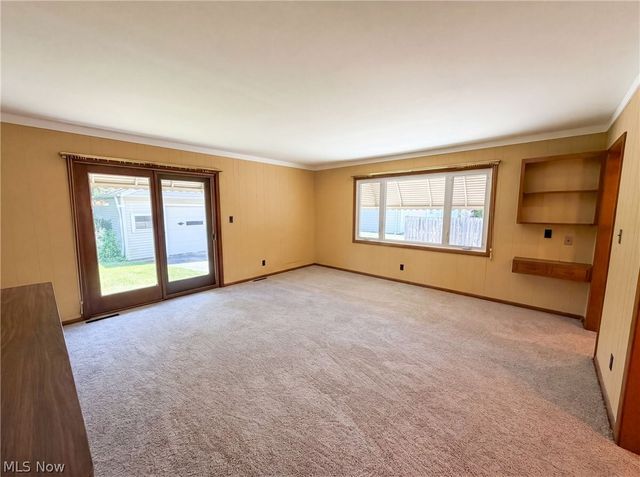 4406 Urban Drive, Cleveland, OH 44121