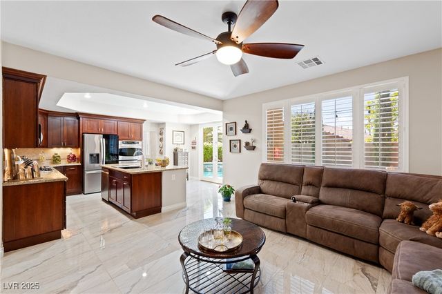 10665 Blue Nile Court, Las Vegas, NV 89144