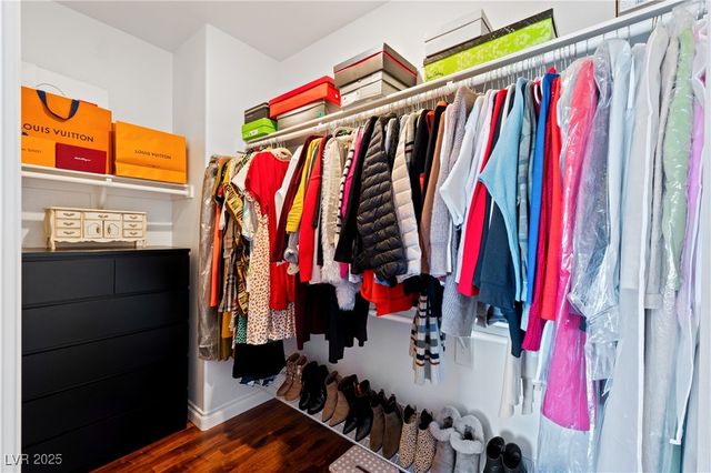 10665 Blue Nile Court, Las Vegas, NV 89144