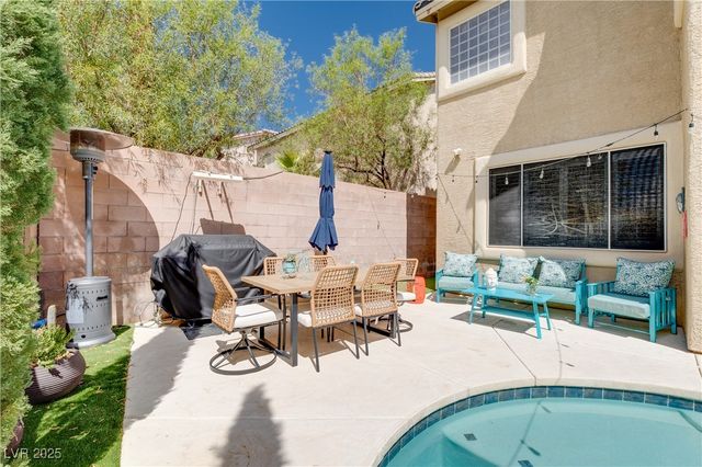 10665 Blue Nile Court, Las Vegas, NV 89144