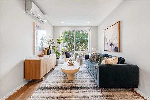 45-07 45th Street 4I, Sunnyside, NY 11104