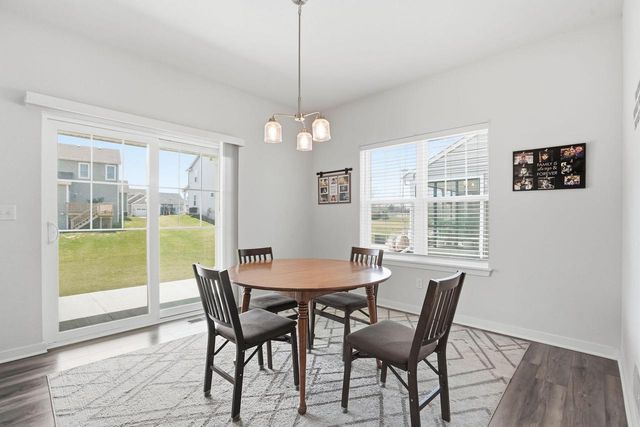 547 Wild Oak ROAD, Hartland, WI 53029
