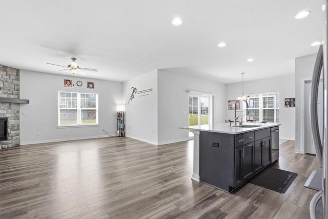 547 Wild Oak ROAD, Hartland, WI 53029