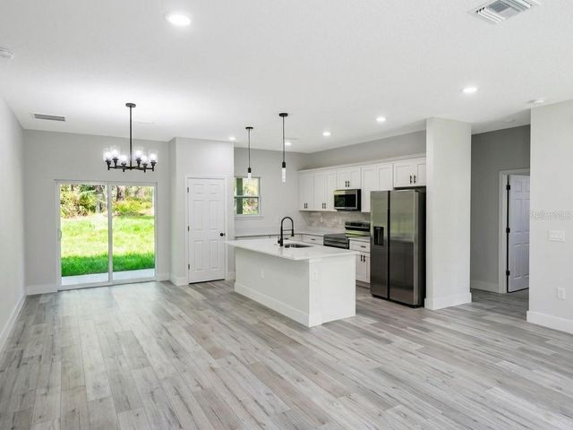 8106 N GALENA AVENUE, Citrus Springs, FL 34434