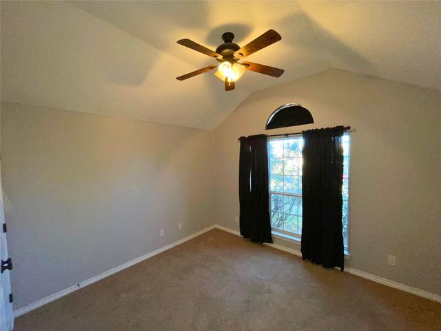 500 Moonlight Trail, Stephenville, TX 76401