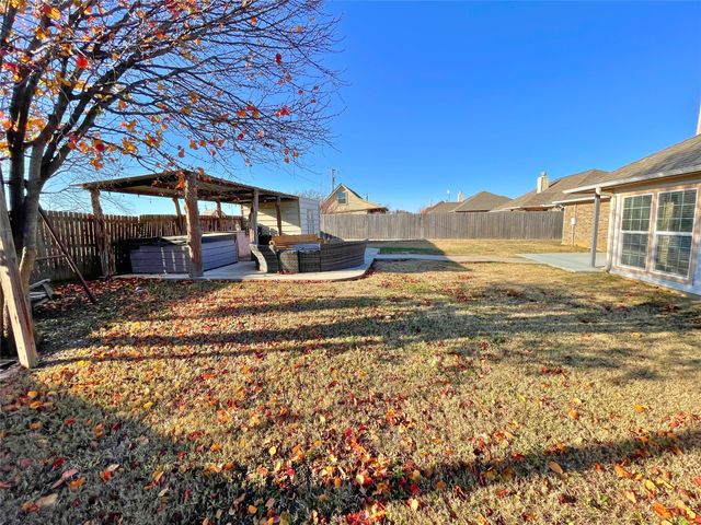 500 Moonlight Trail, Stephenville, TX 76401