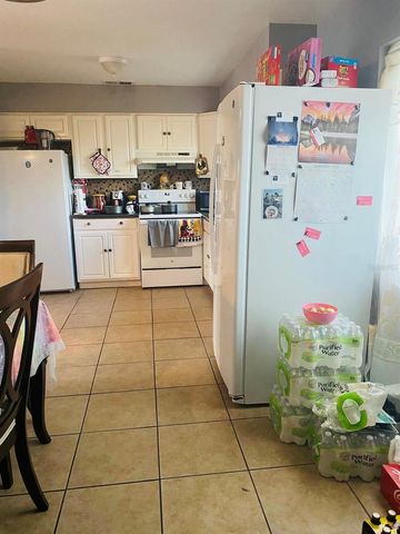 2337 LAURA STREET, Lake Wales, FL 33898