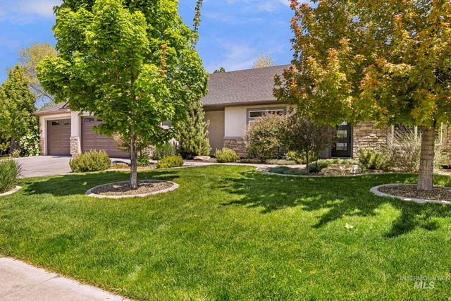 1937 Tamarack Loop, Twin Falls, ID 83301