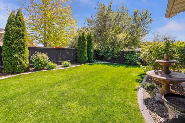 1937 Tamarack Loop, Twin Falls, ID 83301