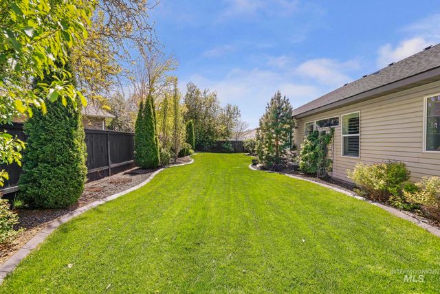 1937 Tamarack Loop, Twin Falls, ID 83301