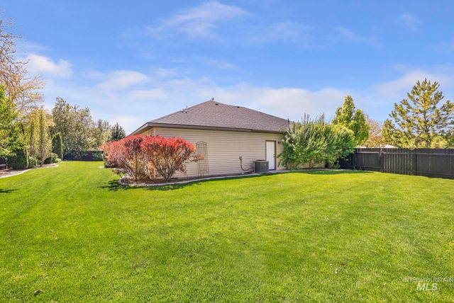 1937 Tamarack Loop, Twin Falls, ID 83301