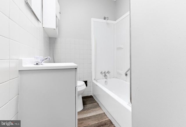 2815 WESTFIELD AVE, Camden, NJ 08105