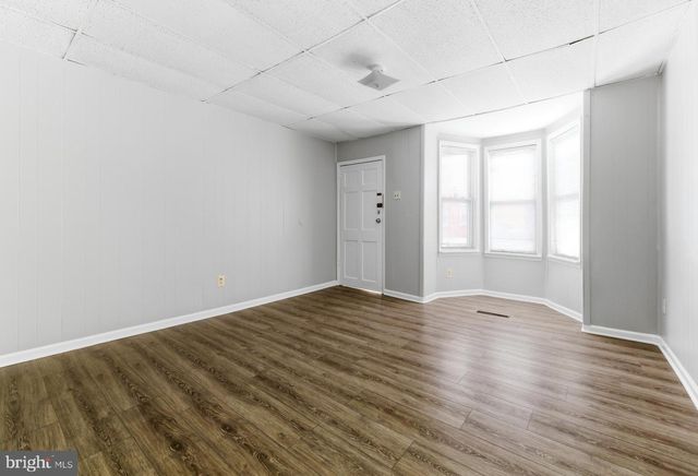 2815 WESTFIELD AVE, Camden, NJ 08105