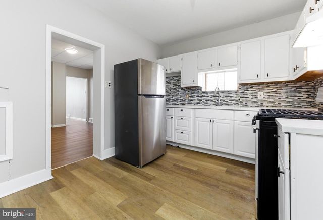 2815 WESTFIELD AVE, Camden, NJ 08105