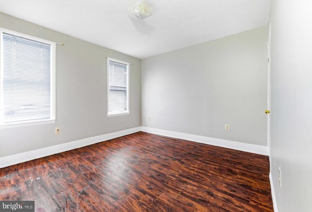 2815 WESTFIELD AVE, Camden, NJ 08105