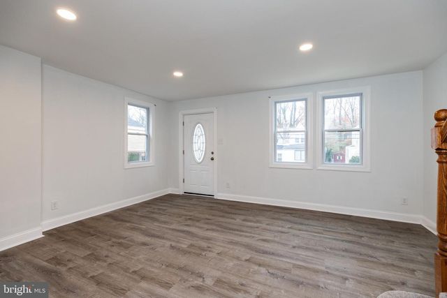 711 YEADON AVE, Lansdowne, PA 19050